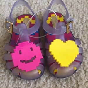 Mini Melissa size 6